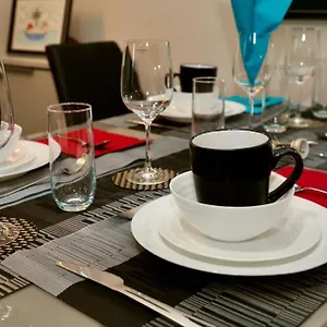 Apartment Aqua Dreams - Serviced Luxury Modern Centre 2 Bed, Belfast