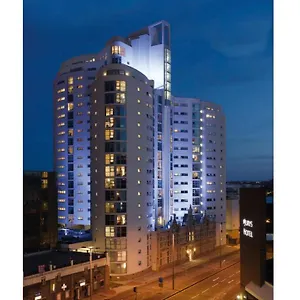  Apartment Center - With Free Parking United Kingdom